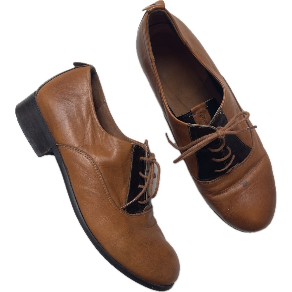 Levi’s Brown Oxford leather shoes Women’s Size 8.5